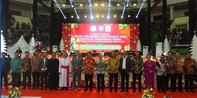 Bupati Hadiri Puncak Natal Oikumene