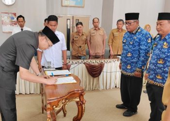 Bupati Lantik 2 Pejabat Pemda Babar