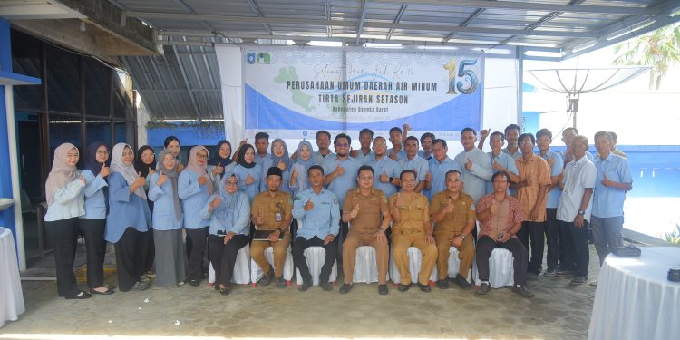 Rayakan HUT ke-15, Perumdam TSS Bidik Ekspansi Bisnis Galon Tirta Menumbing dan Peningkatan Pelayanan