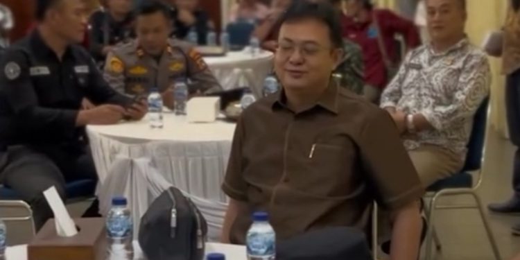 Bupati Markus di Pelantikan PWI: Pena Adalah Kemudi Peradaban, Wartawan Harus Jadi Suluh Informasi